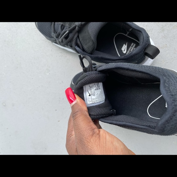 Nike Air Max Graviton for sale. - Picture 4 of 7